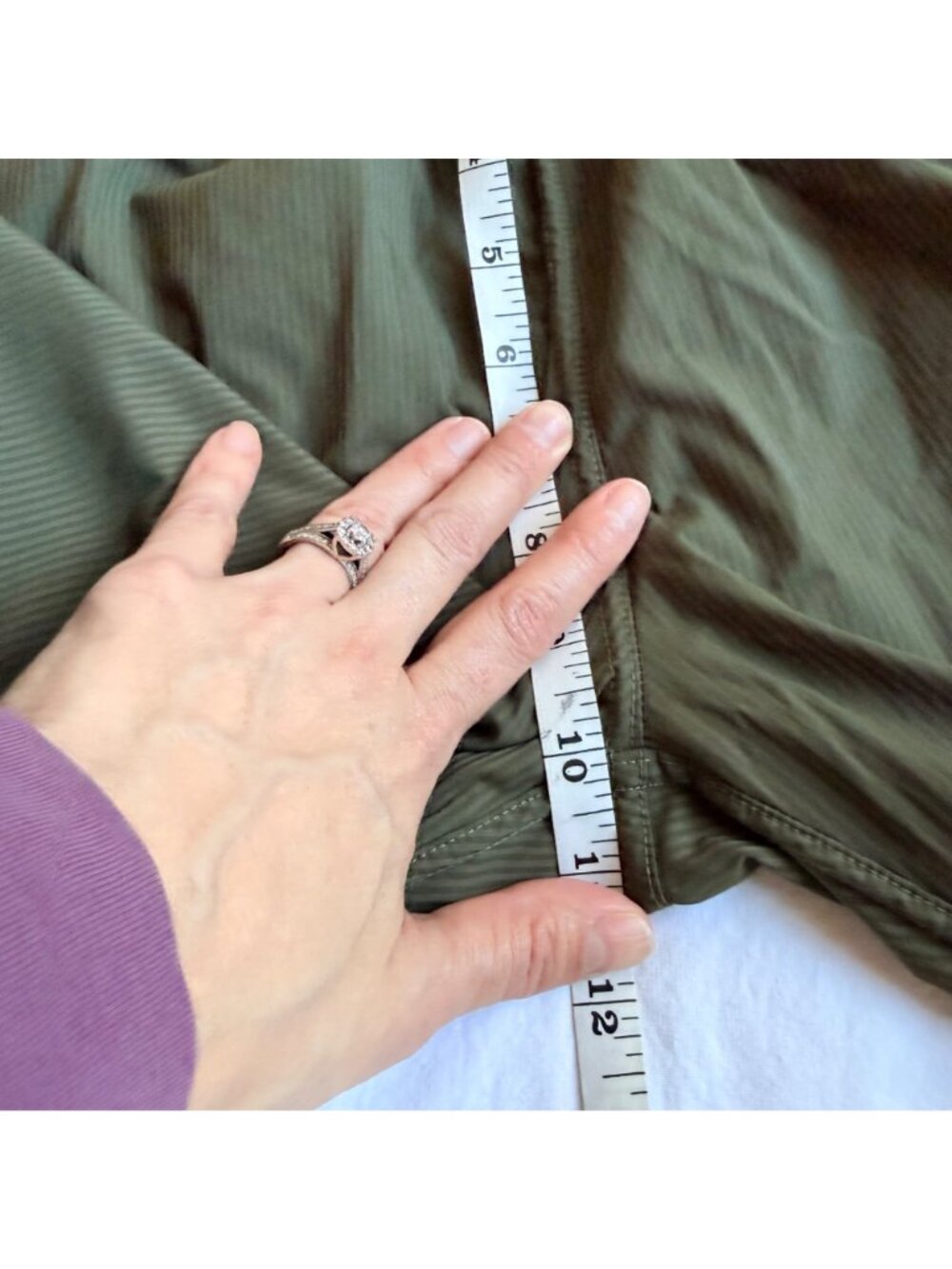 Zyia Active Olive Green Drawstring Joggers Womens Size 6-8 Nylon/Spandex Blend - Picture 8 of 9